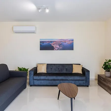Beautiful 2br With Beautiful W/tranquil Views By 360 Estates 马尔萨什洛克